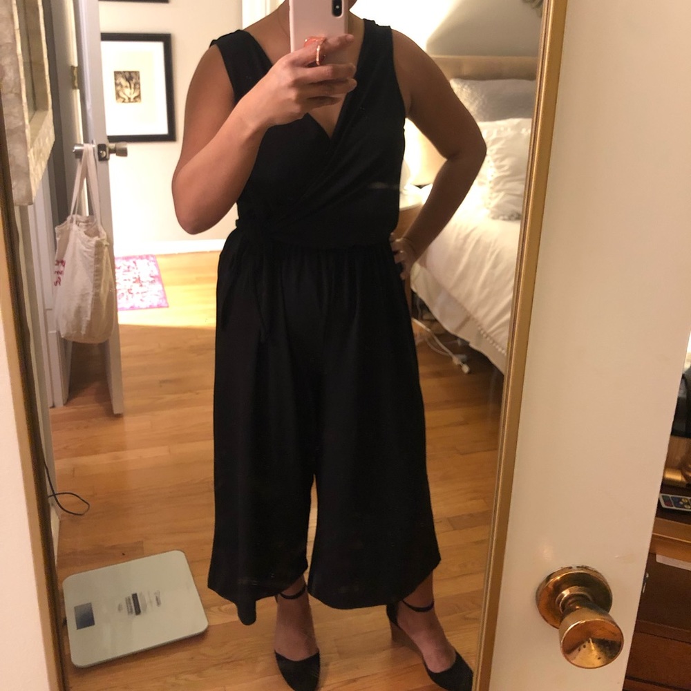 Flattering Wide Leg Cropped Jumpsuit